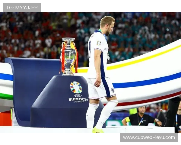 英格兰足坛182cm传奇球星：兰帕德领衔，格拉菲尔、赫斯基在列